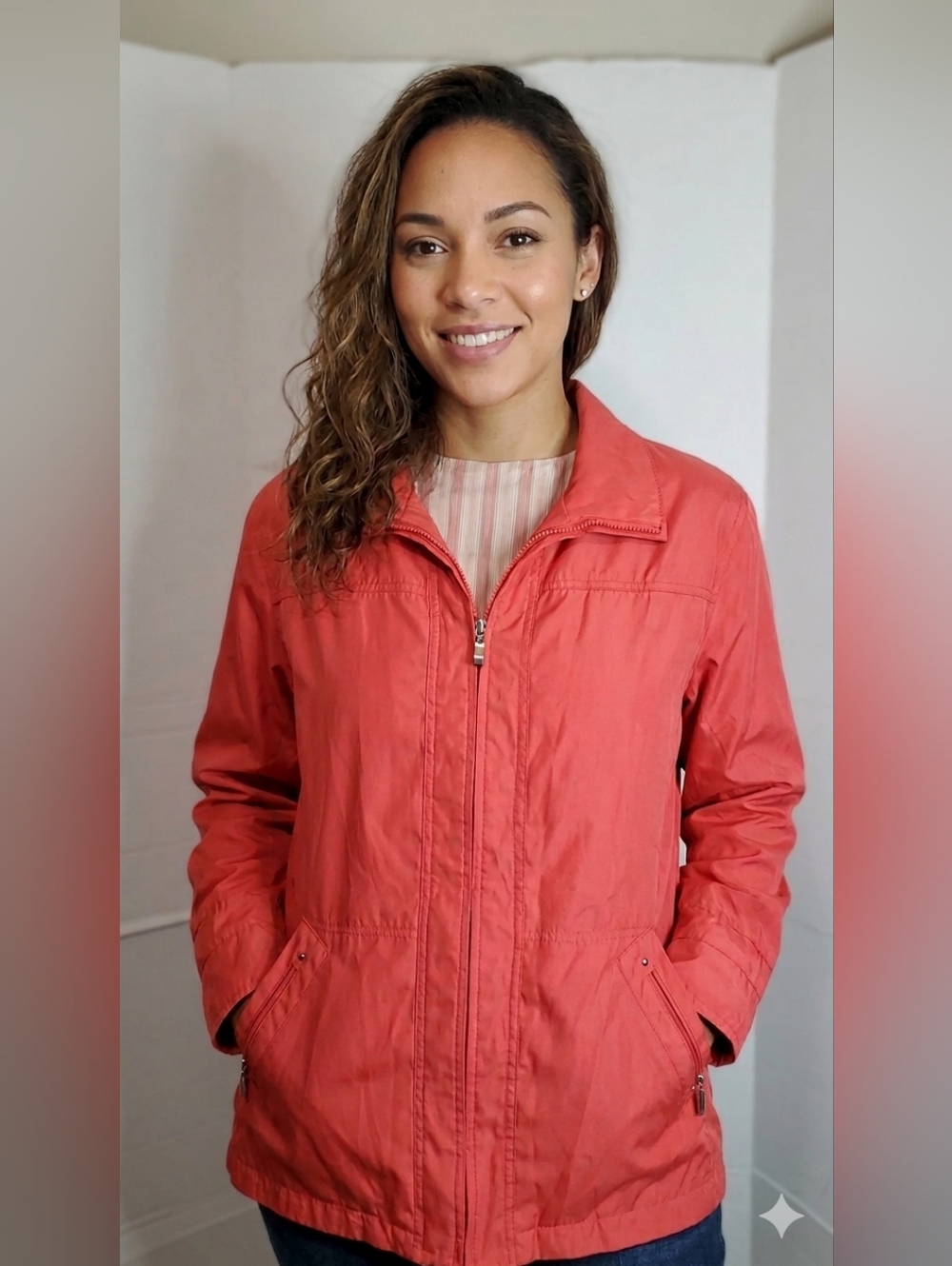 Vintage Izzi Women's Coral Zip-Front Jacket Size Small